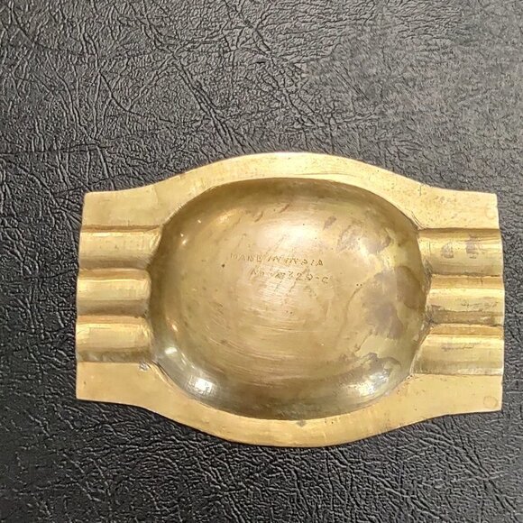 Vintage Solid Brass, Engraved Floral/Leaves Cigar/Cigarette Ashtray - Picture 3 of 6